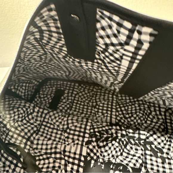 MCM PRODUCTS TOTE SHOPPER LARGE BLACK USA INC CORE MWPAAVI01 MSRP $1,550 - Picture 9 of 16